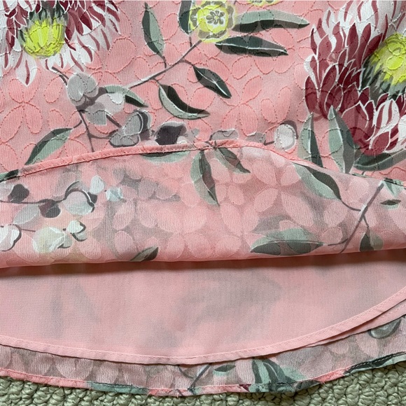 Loft Textured Blouse - Picture 4 of 5